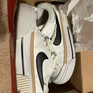 Nike Women’s White Black Tan Sneakers